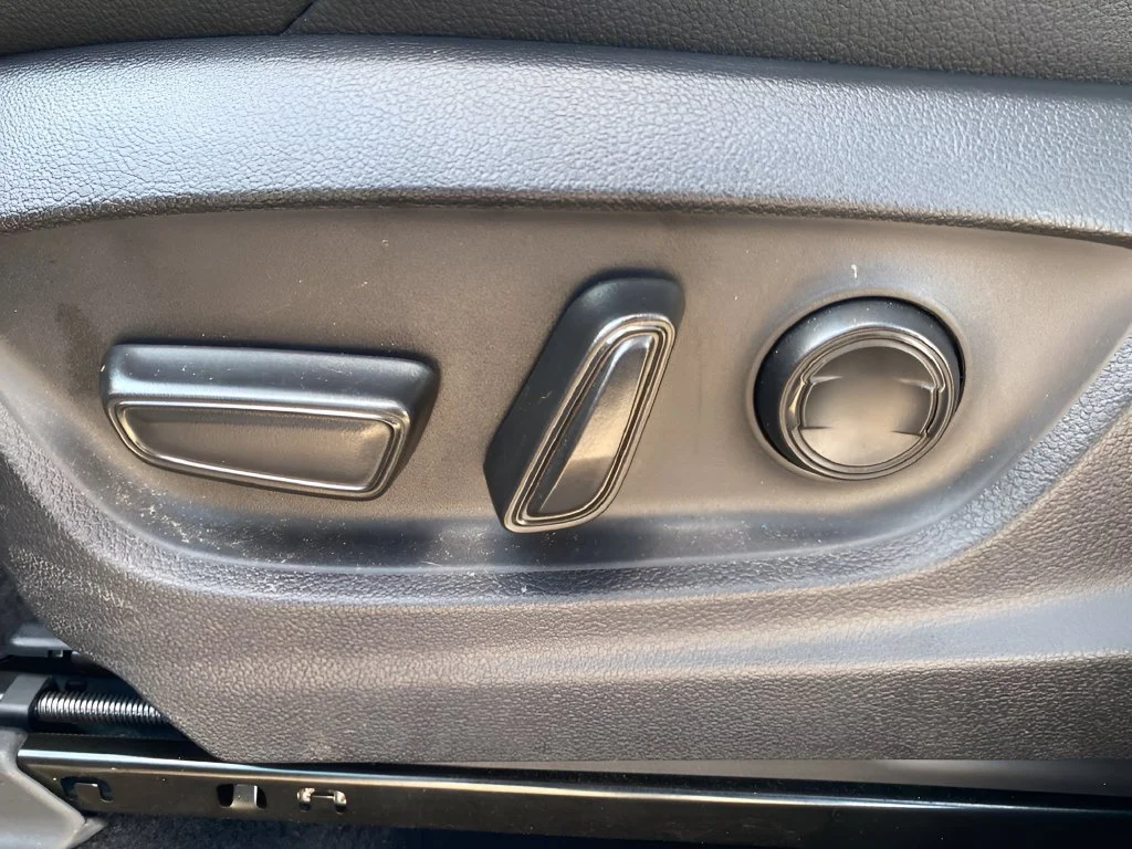 Used 2025 Silver Toyota XLE image 10