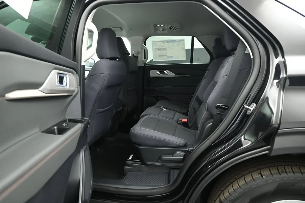 New 2026 Agate Black Metallic Ford Active image 19