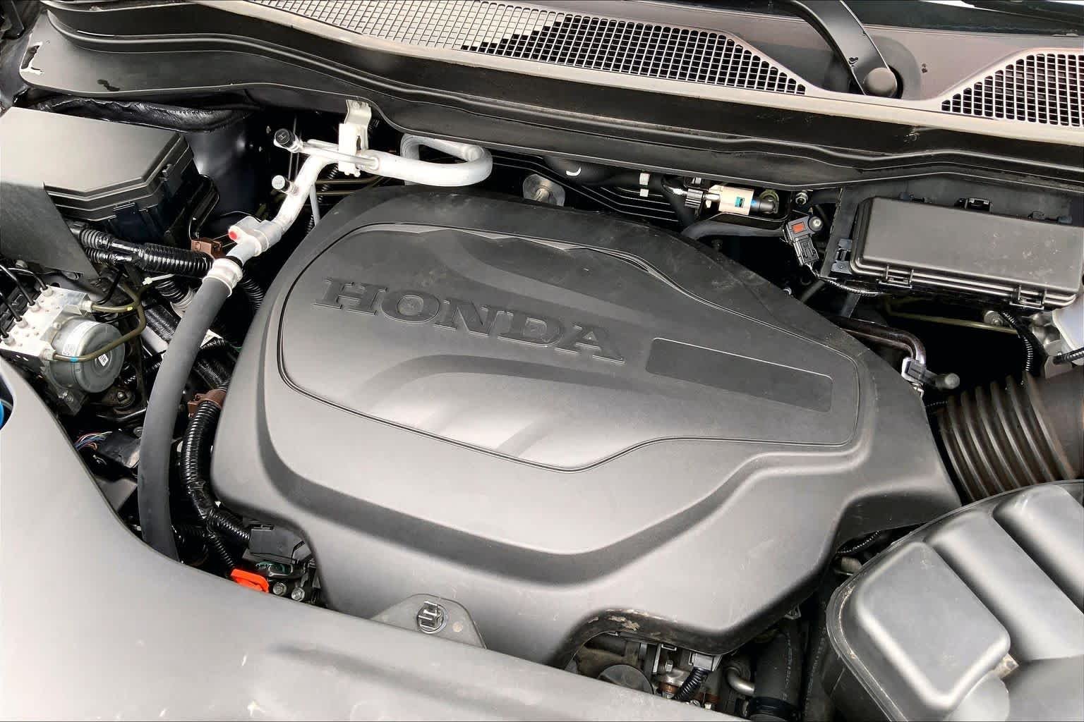 Certified Used 2023 Modern Steel Metallic Honda RTL image 31