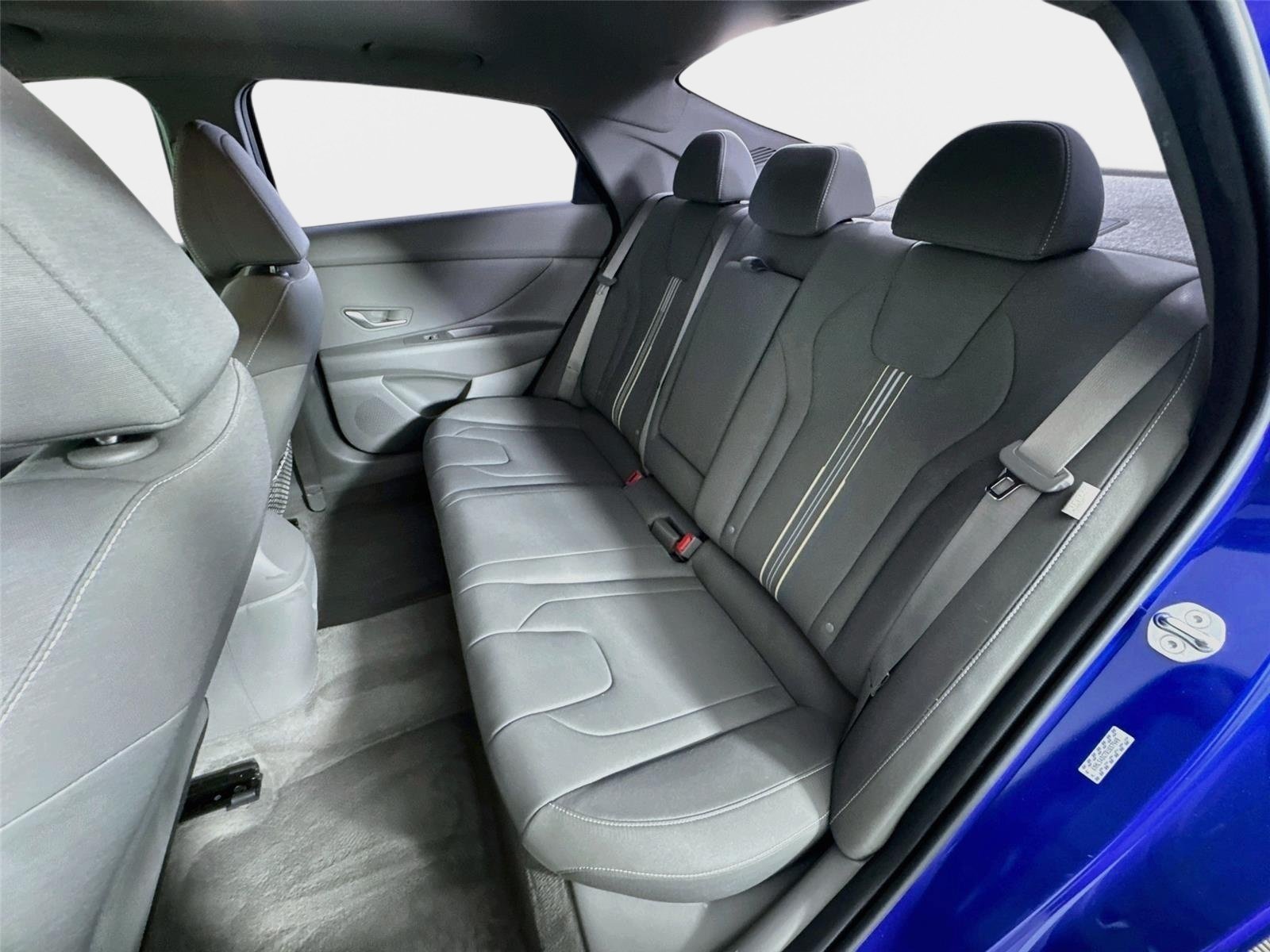 Used 2024 Intense Blue Hyundai SEL image 23