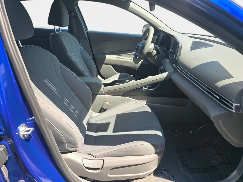 Used 2022 Blue Hyundai SEL image 12