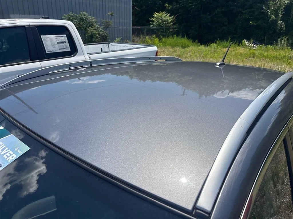 Used 2022 Gray Nissan SV image 16