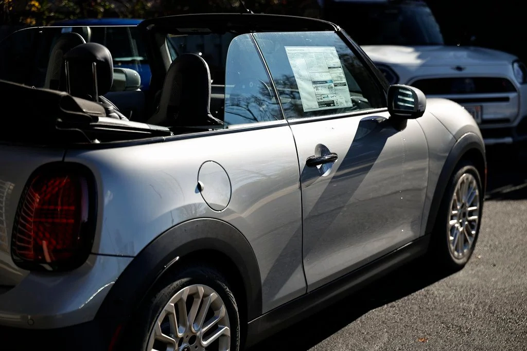 New 2026 Silver MINI Iconic image 7