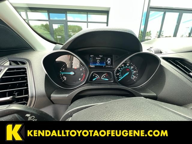 Used 2016 Red Ford SE image 2