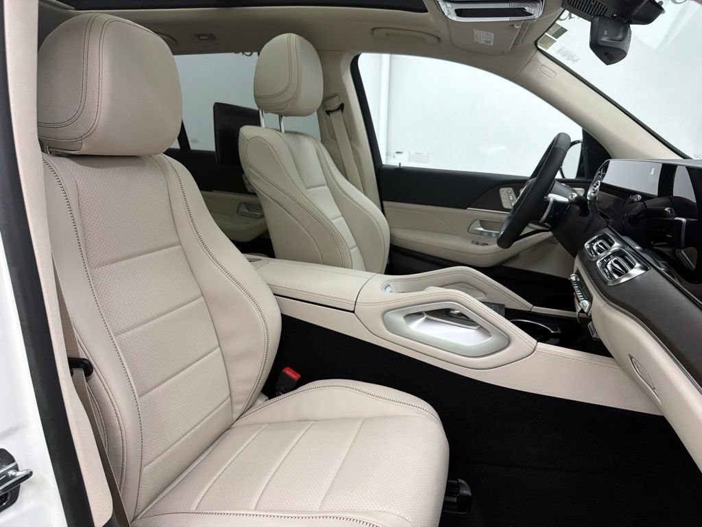 New 2027 Polar White Mercedes-Benz GLS 450 image 111