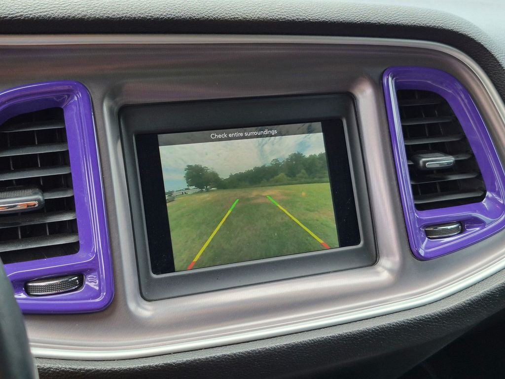 Used 2019 Black Dodge SXT image 23