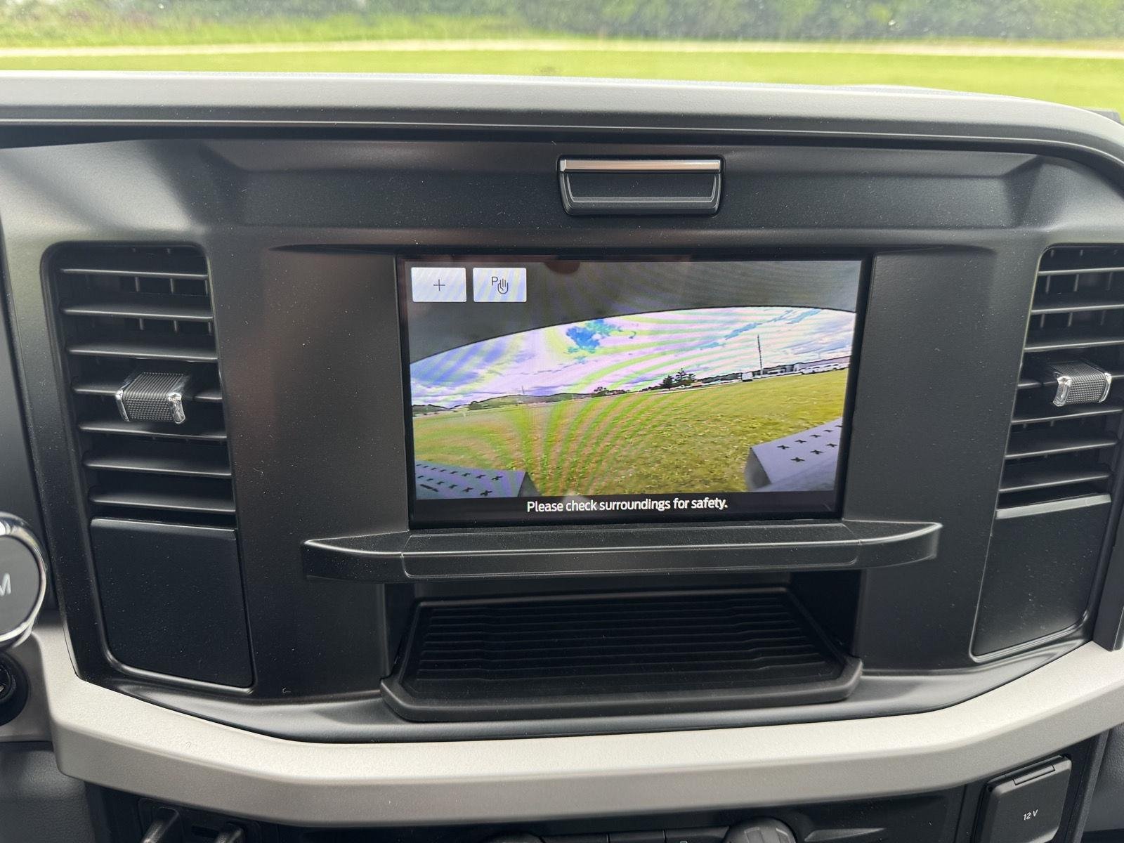 New 2026 Oxford White Ford F-250® XL image 41