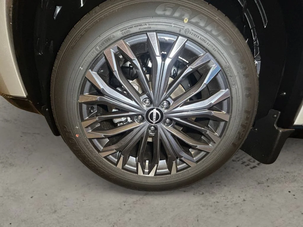 New 2026 White Pearl Nissan Platinum image 14