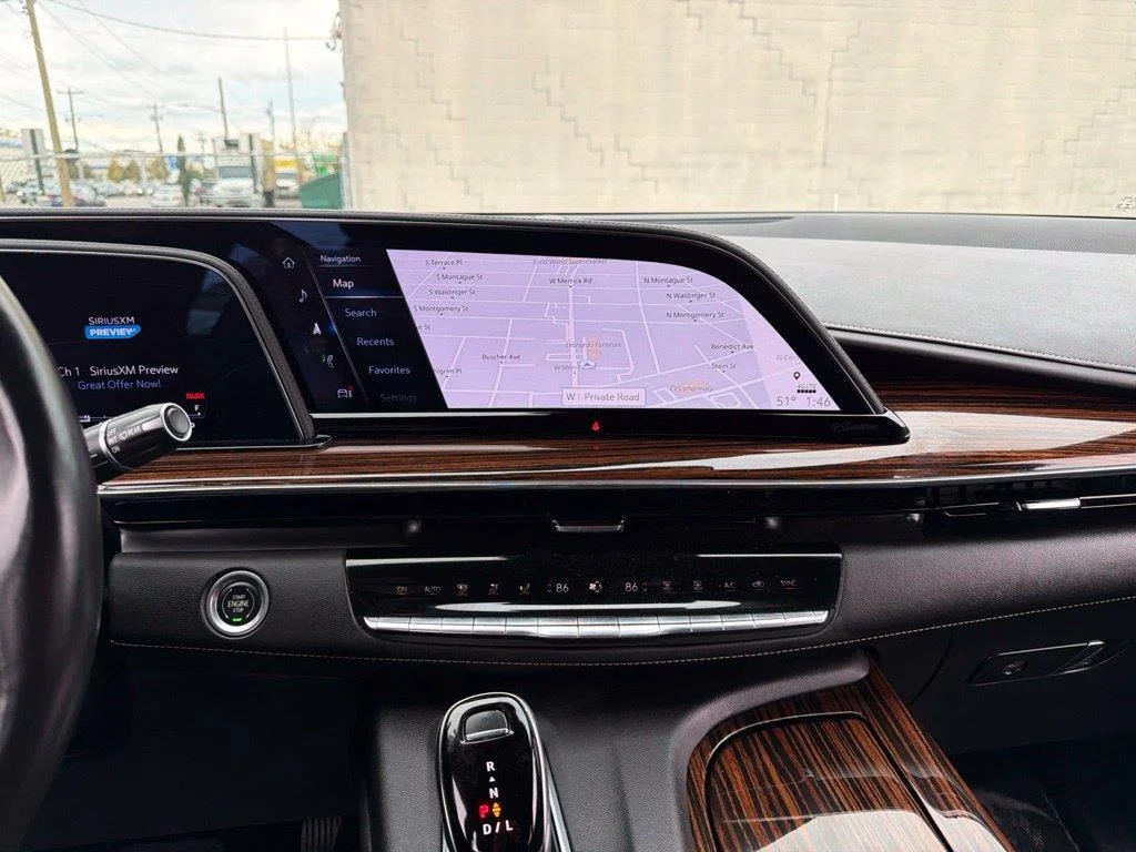 2023 Cadillac Escalade Luxury - Photo 28