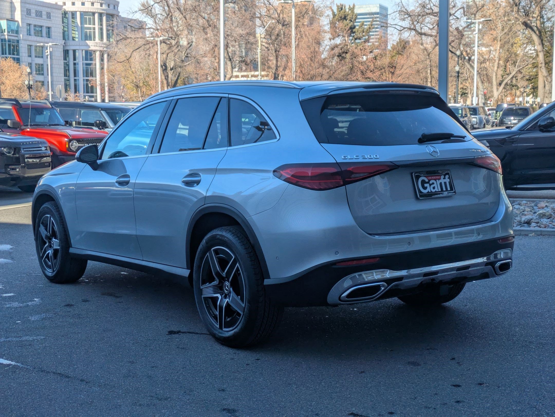 New 2026 Cirrus Silver Metallic Mercedes-Benz GLC 300 image 5