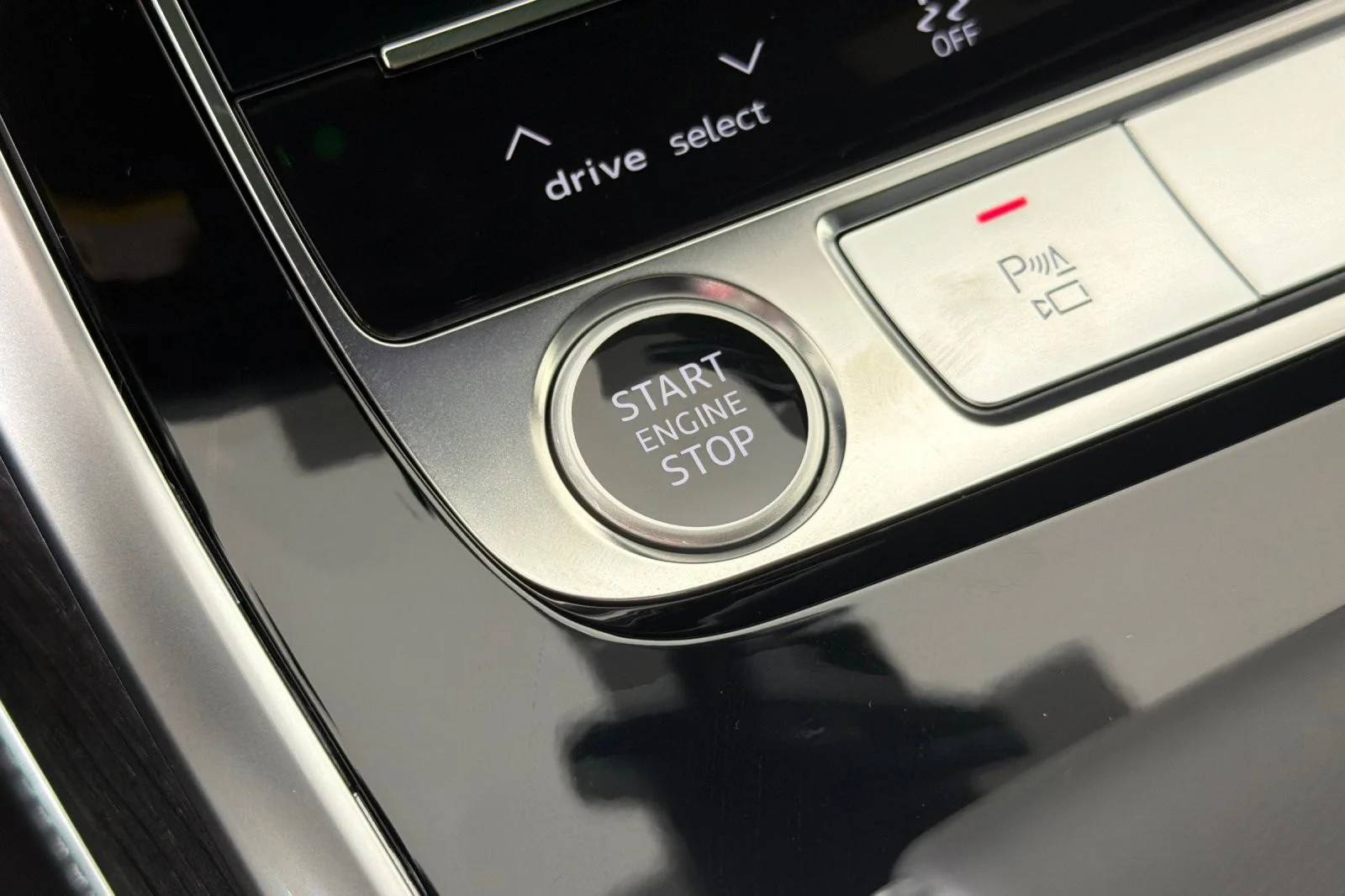 New 2026 Glacier White Metallic Audi Premium Plus quattro *Ltd Avail* image 22