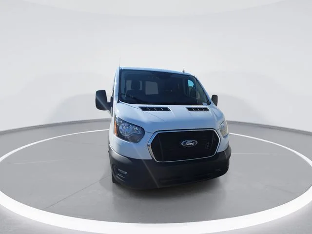 Used 2025 White Ford Base image 3