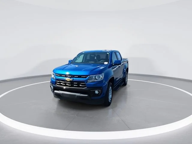 Used 2022 Blue Chevrolet LT image 3