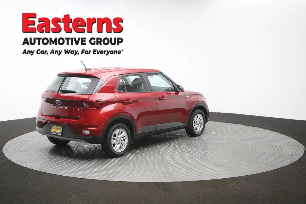Used 2025 Red Hyundai SE image 39