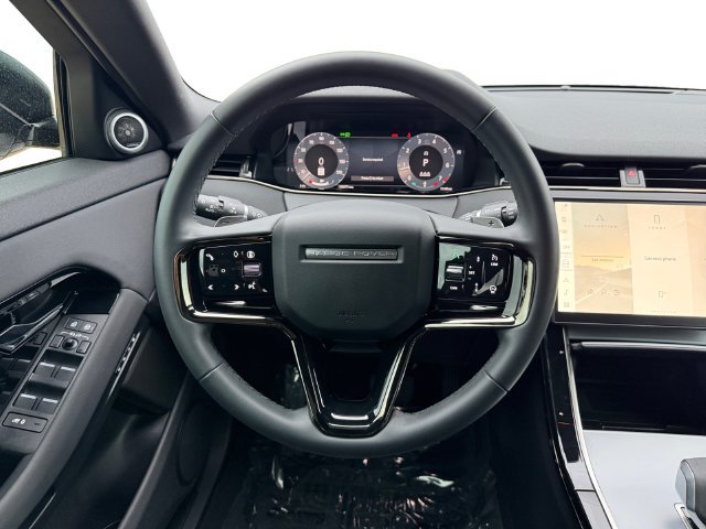 Certified Used 2025 Fuji White Land Rover S image 13