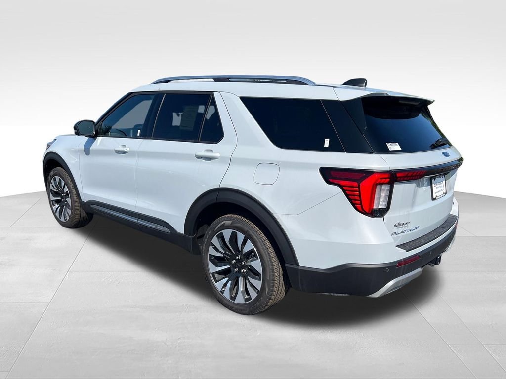 New 2026 White Ford Platinum image 3