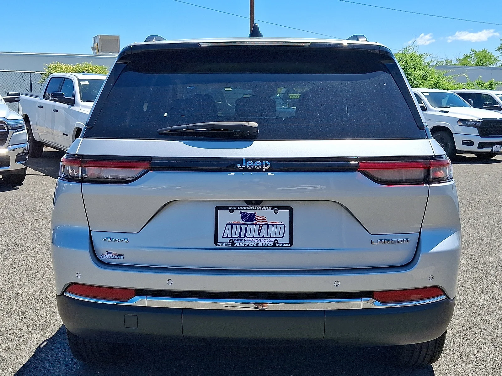 Certified Used 2023 Silver Zynith Jeep Laredo image 6