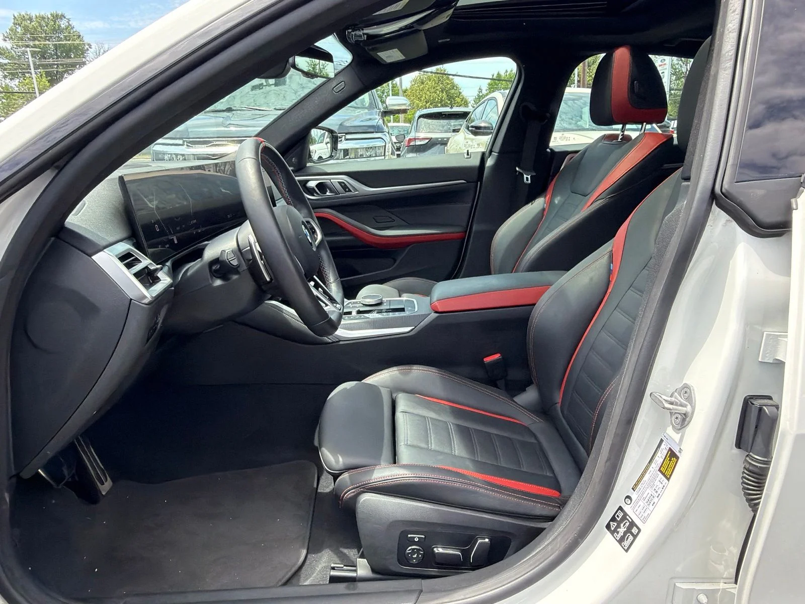 Used 2025 White BMW M440i xDrive Gran Coupe image 9