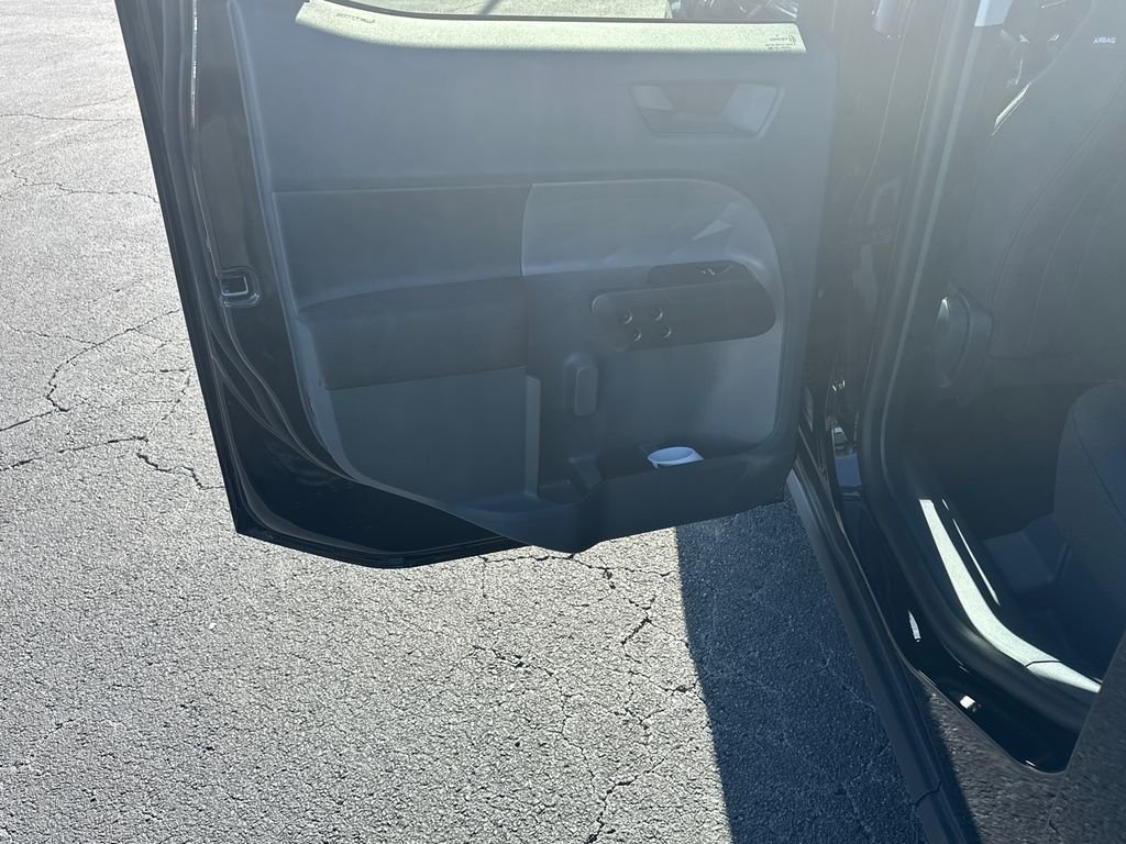 New 2025 Shadow Black Ford XL image 21