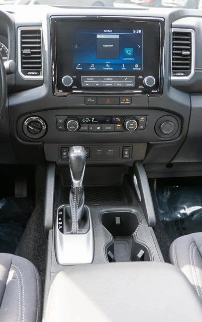 Used 2023 Gray Nissan SV image 15