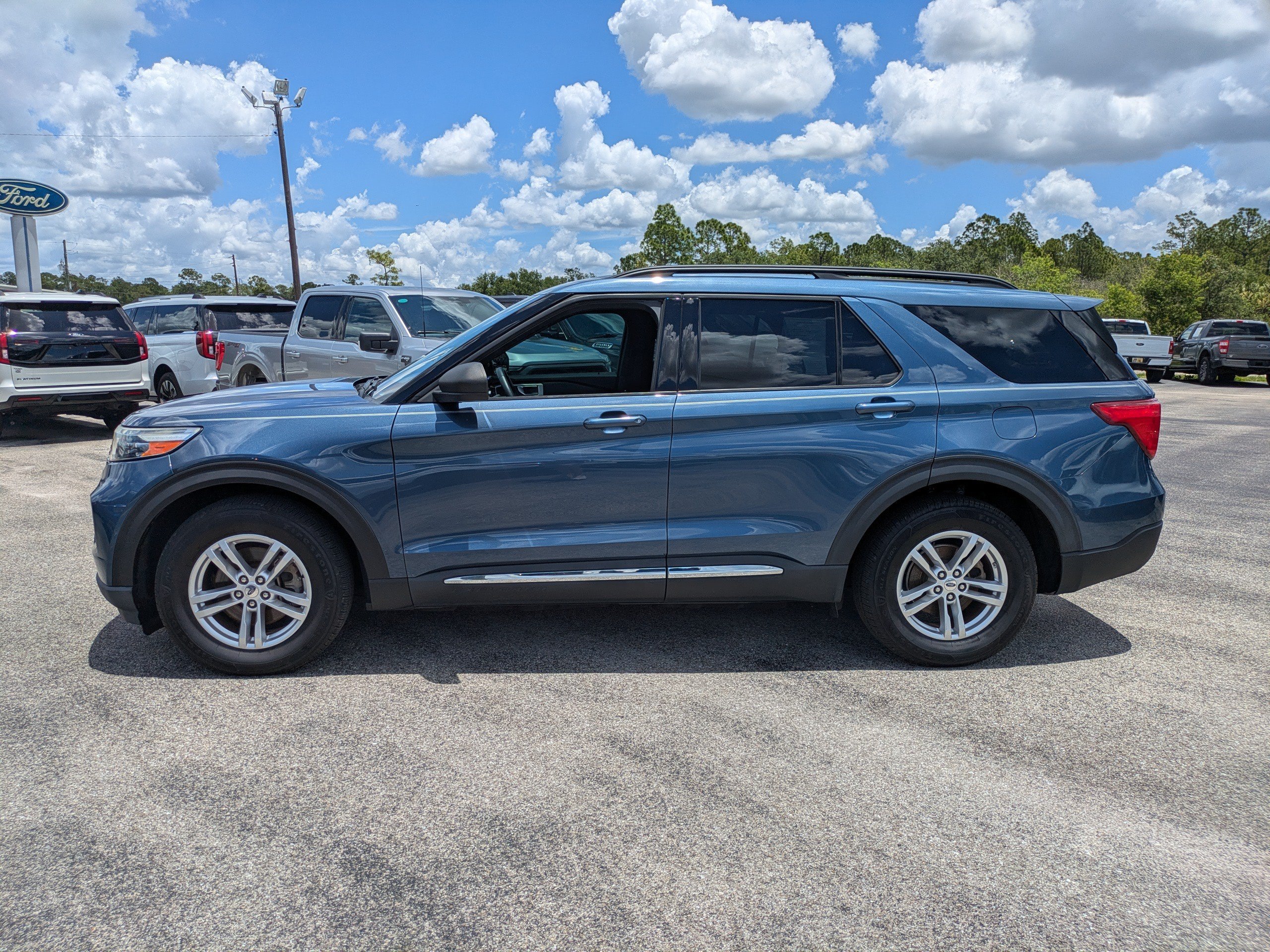 Used 2020  Ford XLT image 7