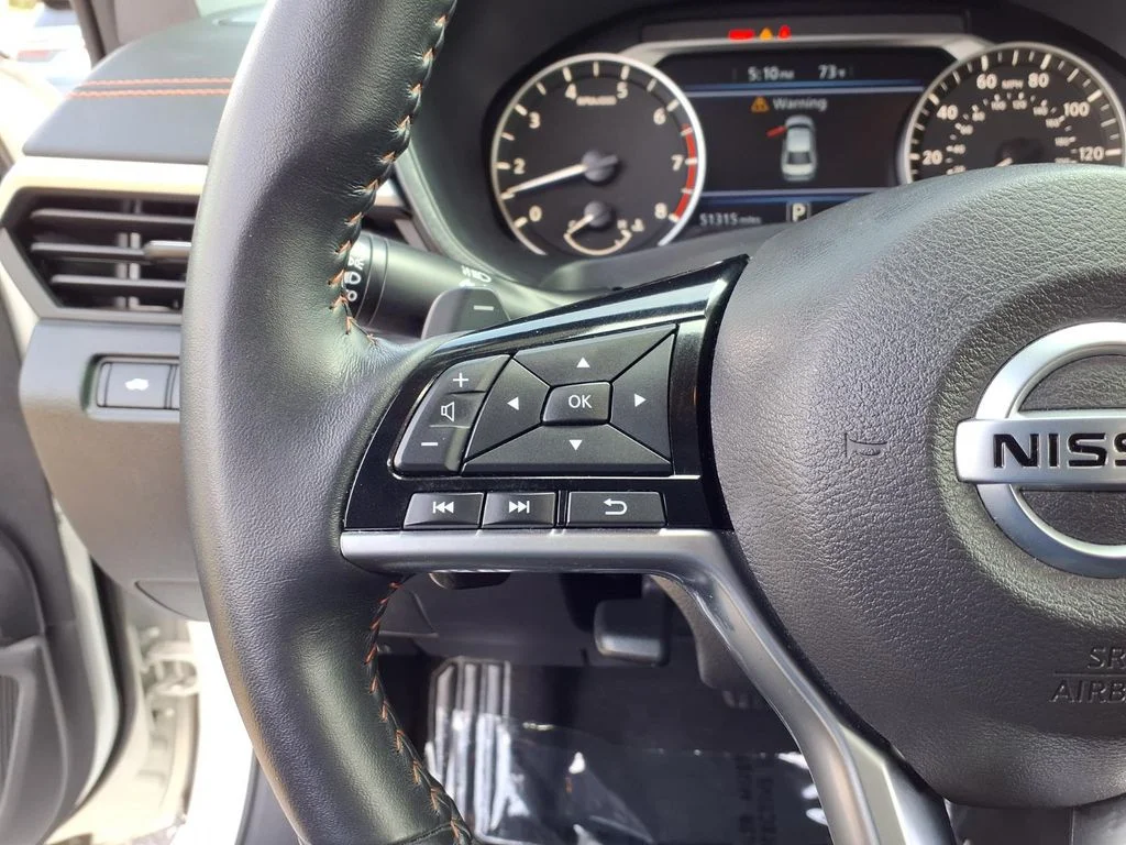 Used 2020 White Nissan 2.5 SR image 16