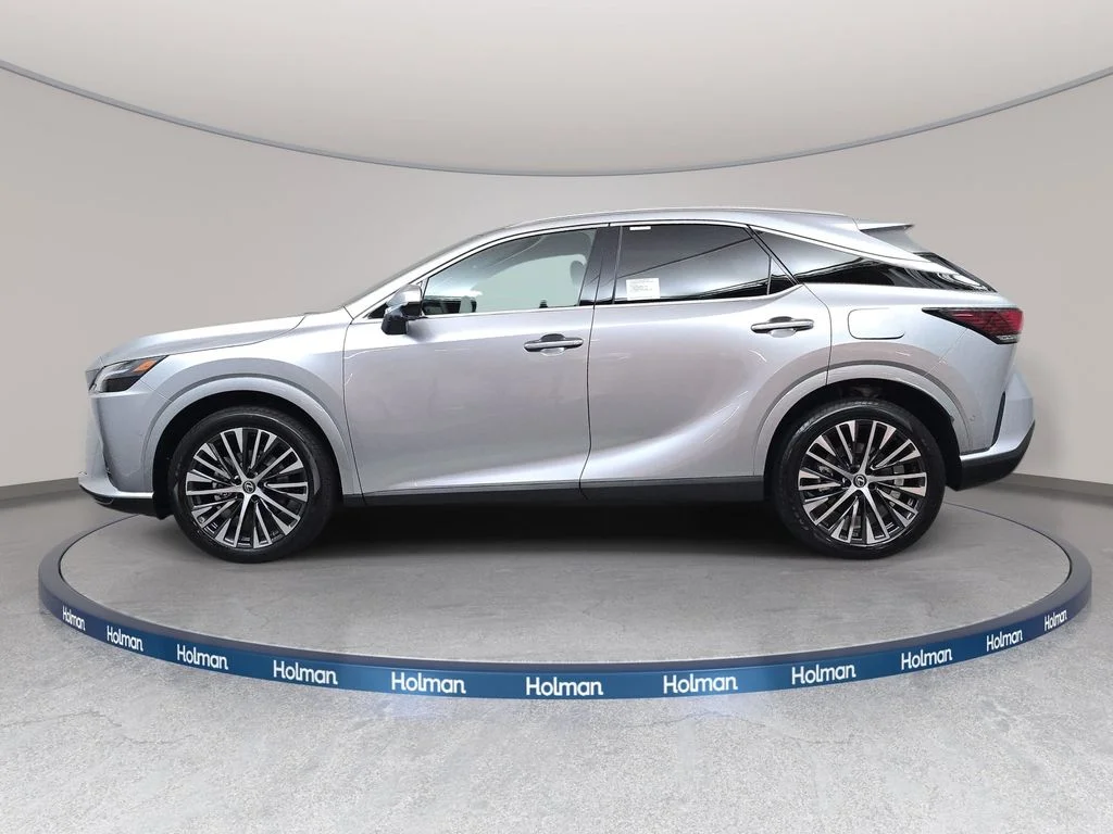 New 2026 Iridium Lexus PREMIUM PLUS image 8