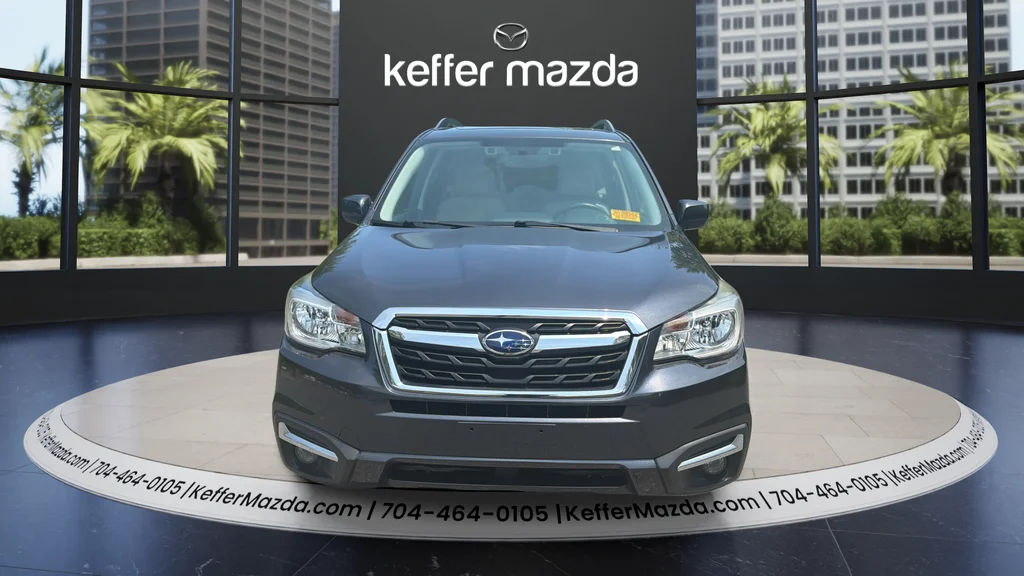 Used 2017 Dark Gray Metallic Subaru 2.5i Premium image 2