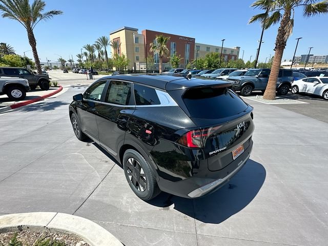New 2026 Fusion Black Kia LX image 5