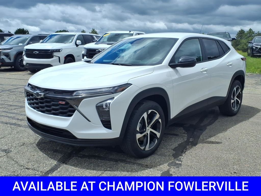 Used 2024 White Chevrolet 1RS image 3