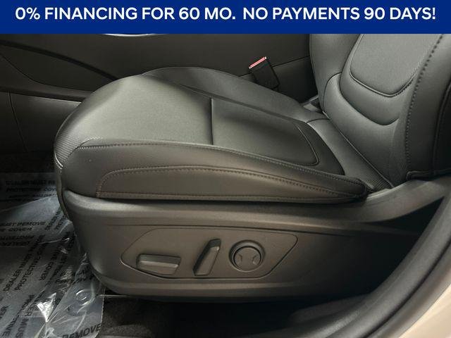New 2026 White Hyundai SEL Plus image 12