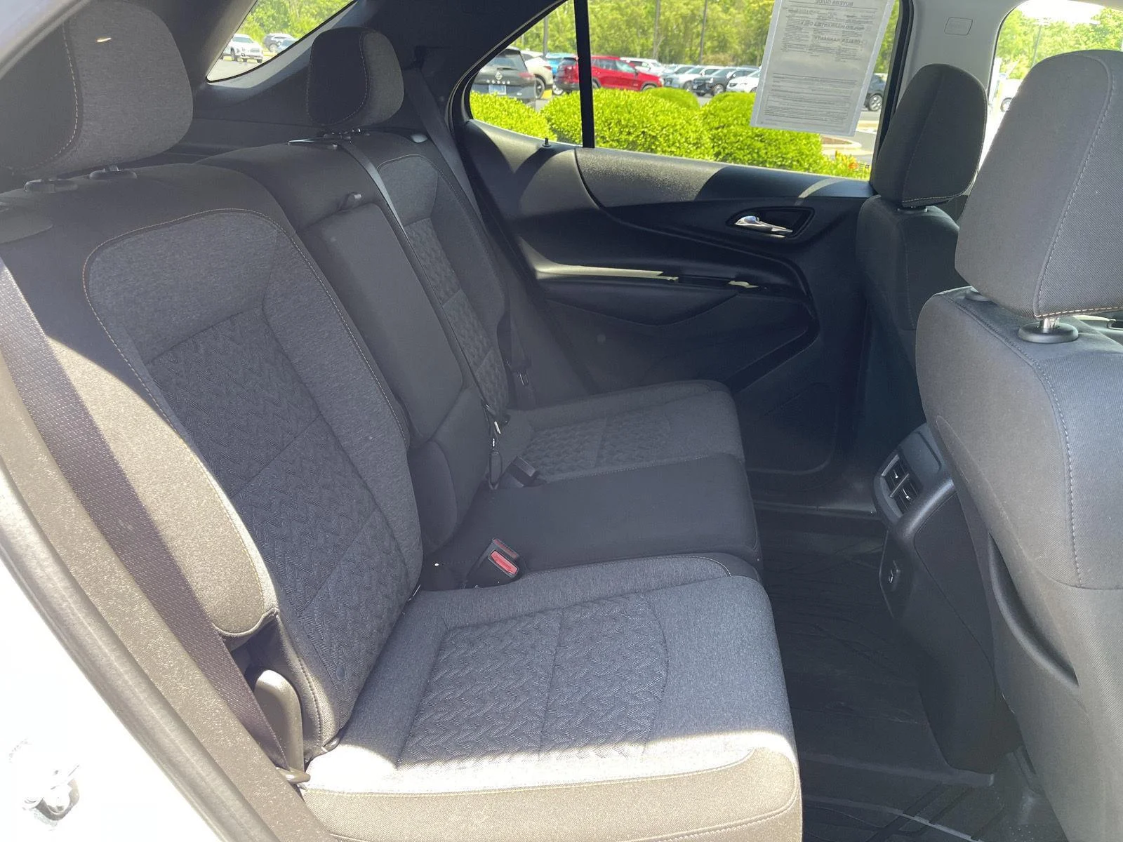 Used 2024 Summit White Chevrolet LT image 34