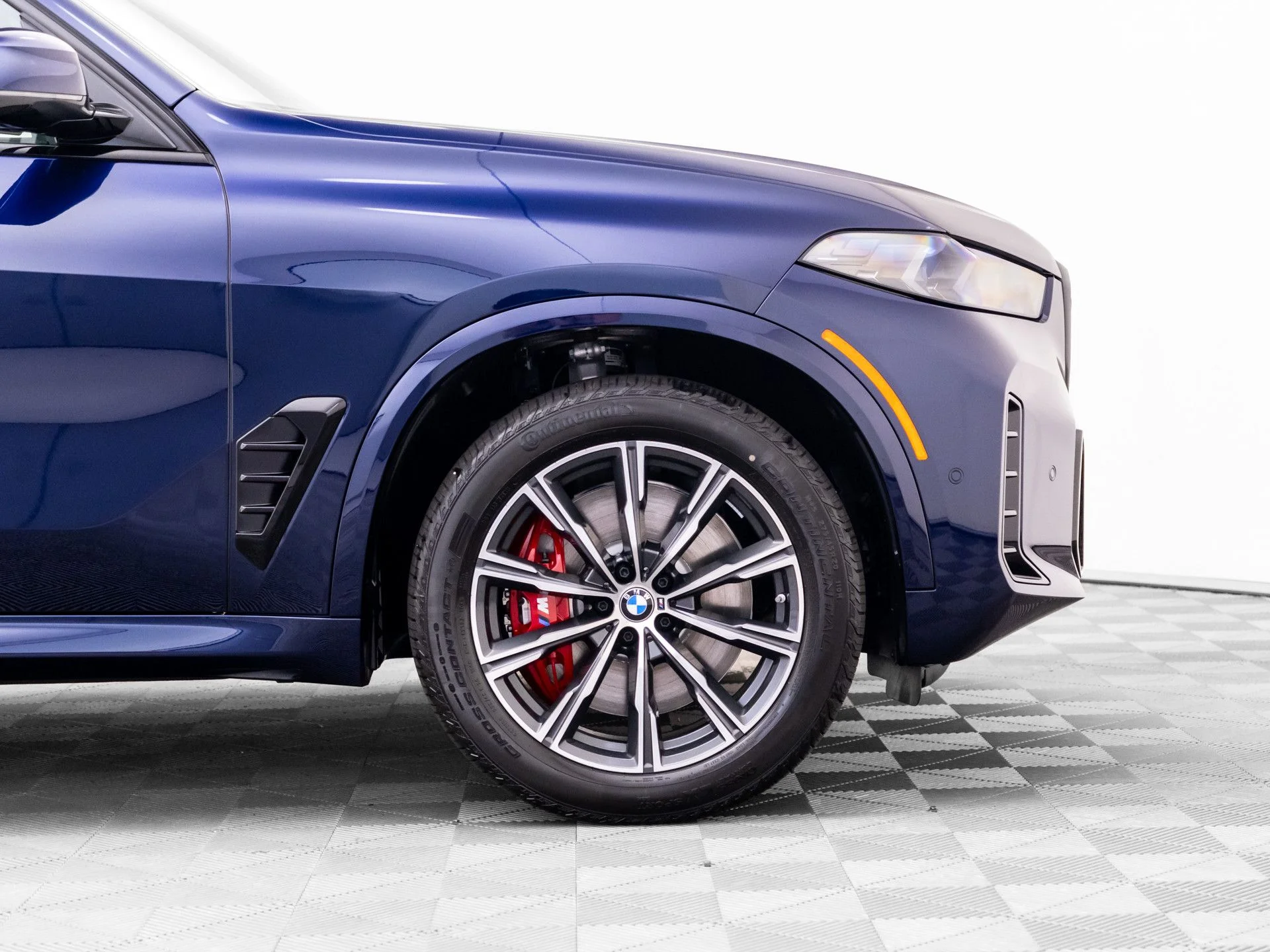 New 2026 Blue BMW xDrive50e image 37