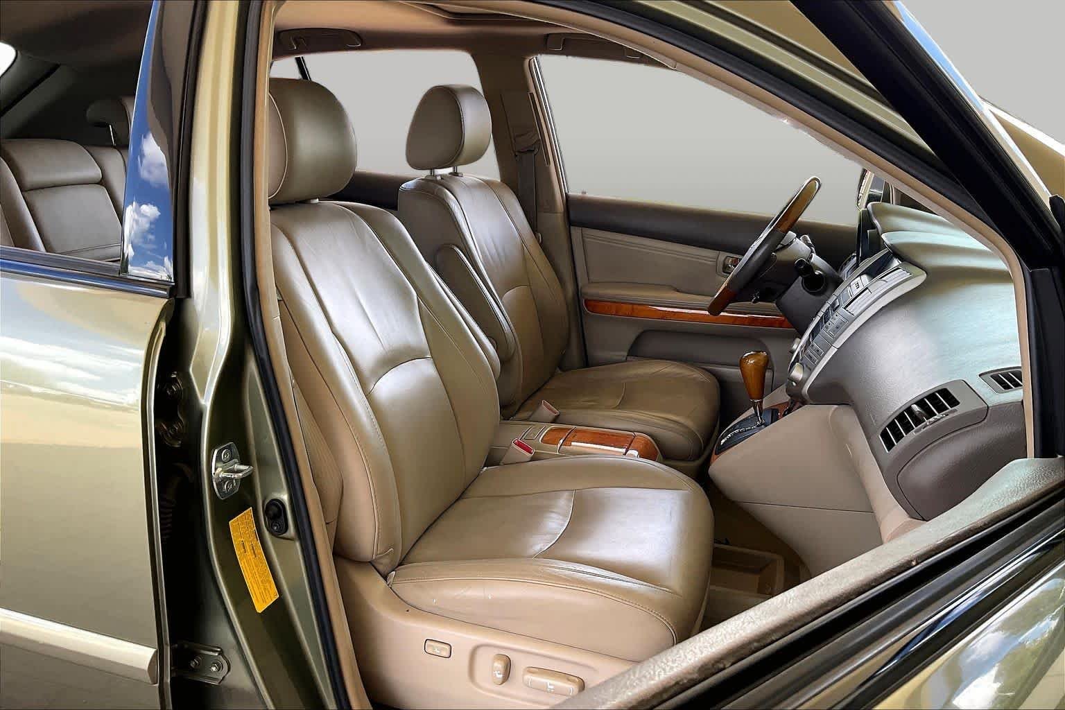 Used 2008 Desert Sage Metallic Lexus  image 7