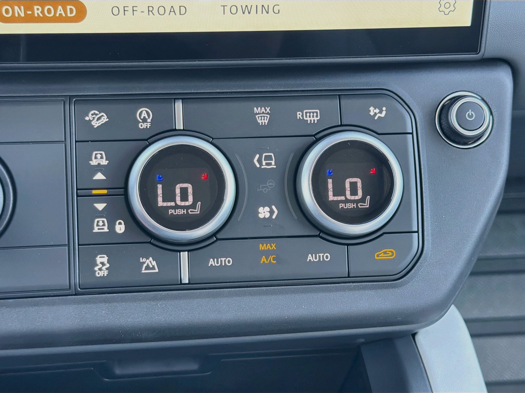 New 2026 Carpathian Grey Land Rover S image 35