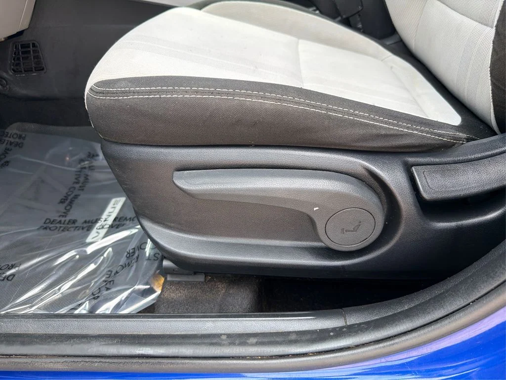 Used 2024 Intense Blue Hyundai SEL image 19