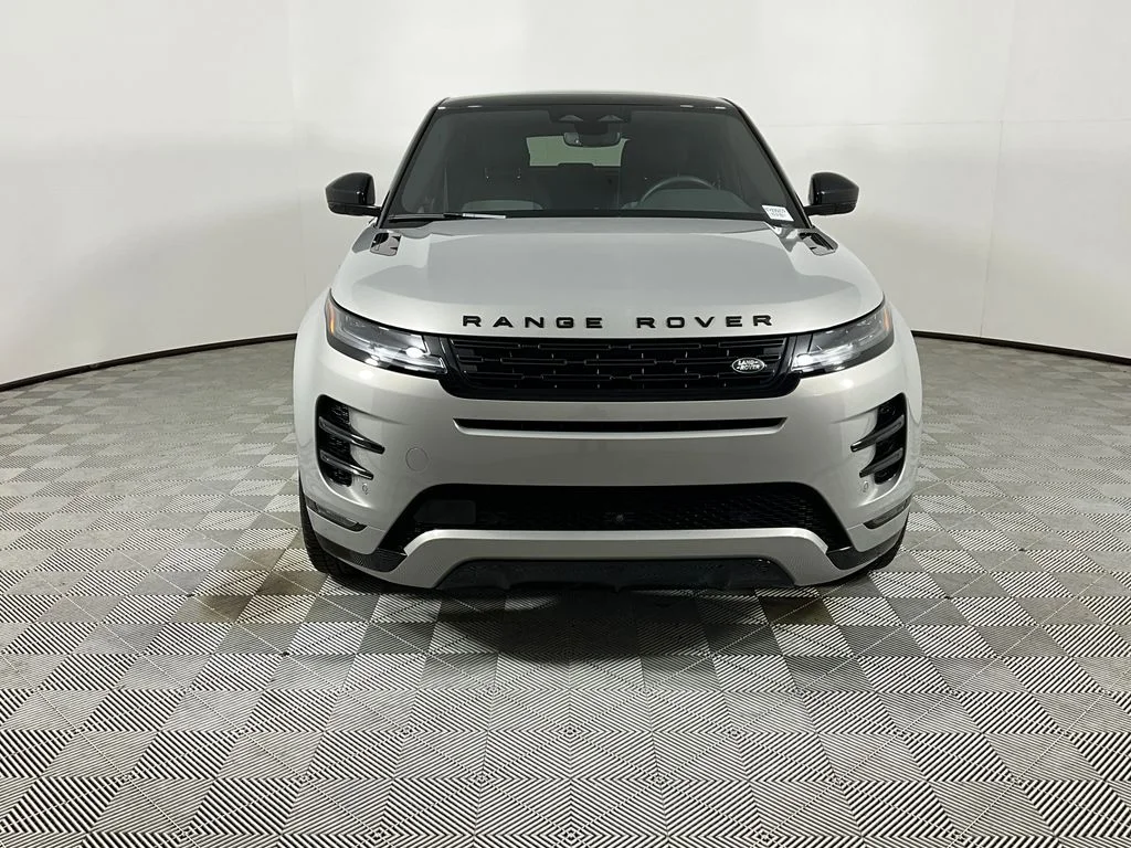 Used 2026 Seoul Pearl Silver Metallic Land Rover Dynamic image 9