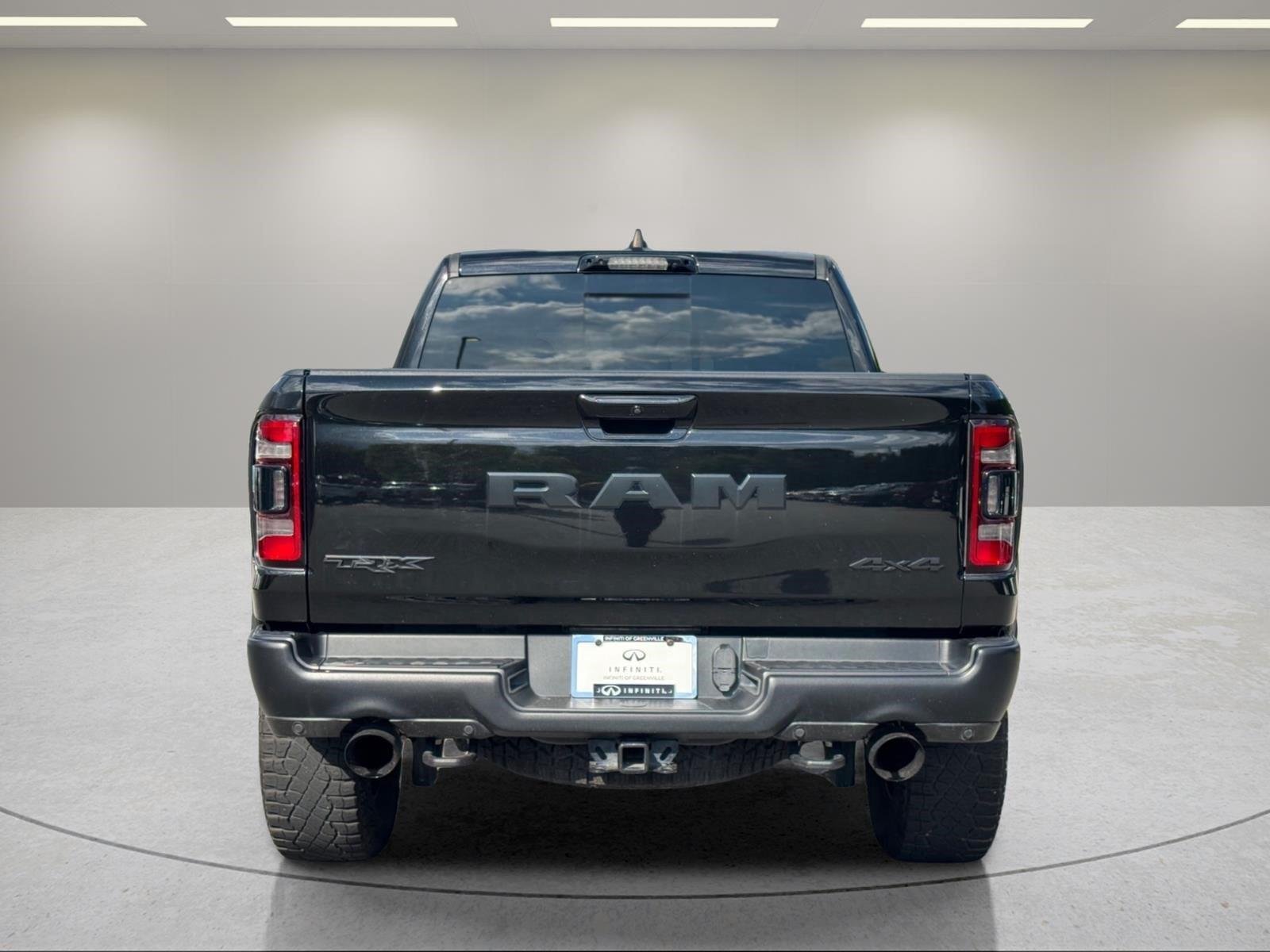 Used 2024 Diamond Black Crystal Pearlcoat Ram TRX image 4