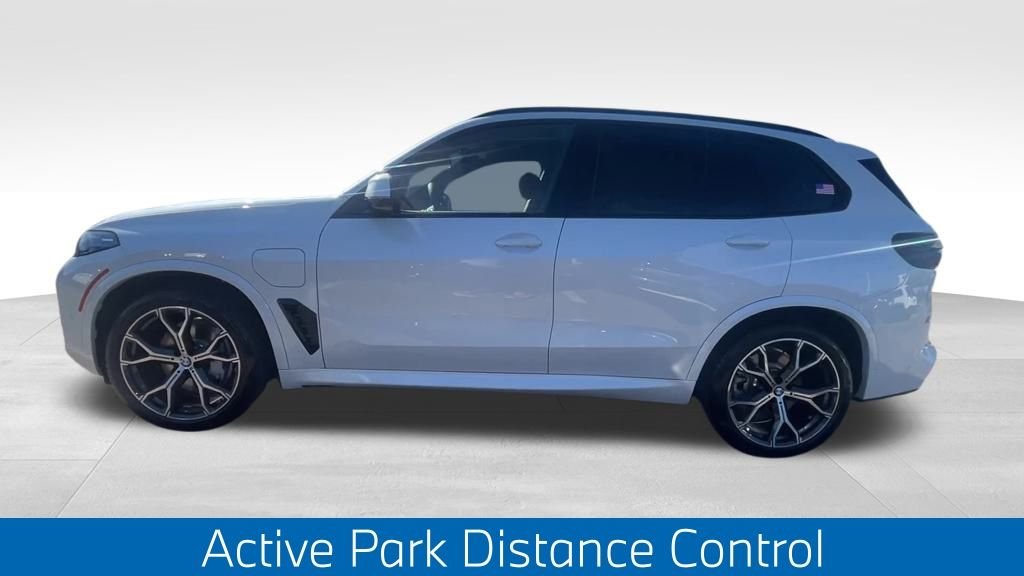 Used 2026 White BMW xDrive50e image 10