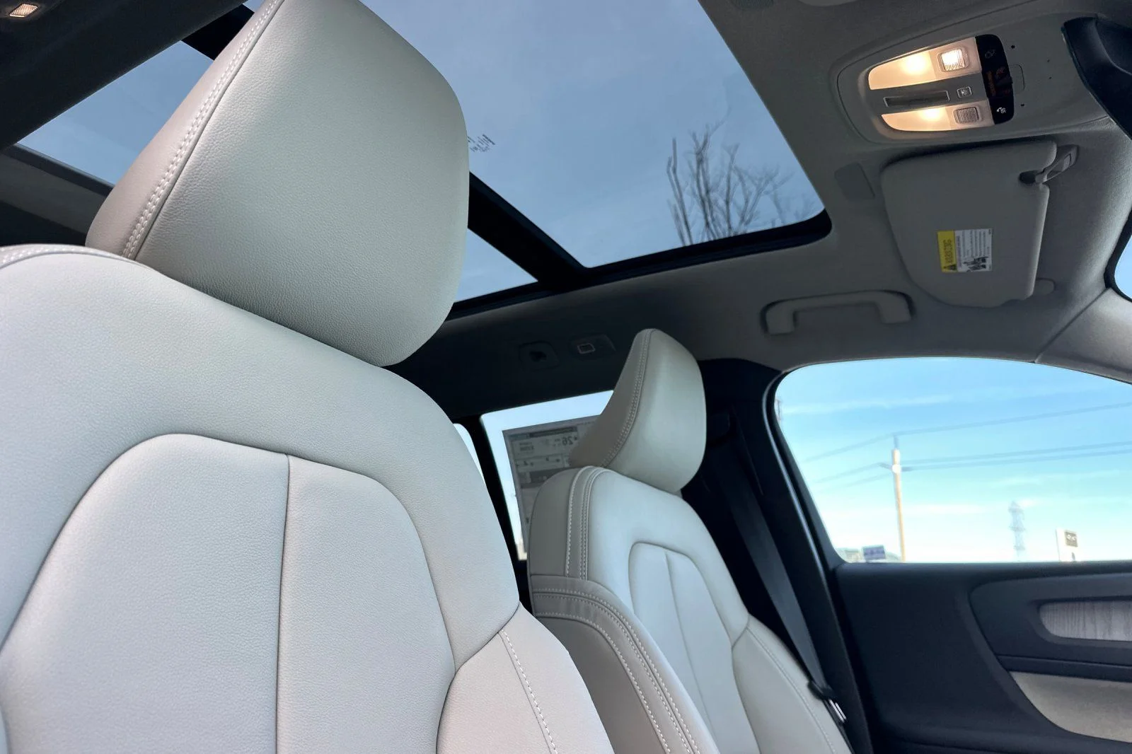 New 2026 Blue Volvo Plus image 16