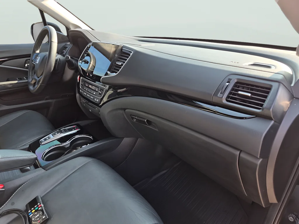Used 2022 Black Honda Touring image 40