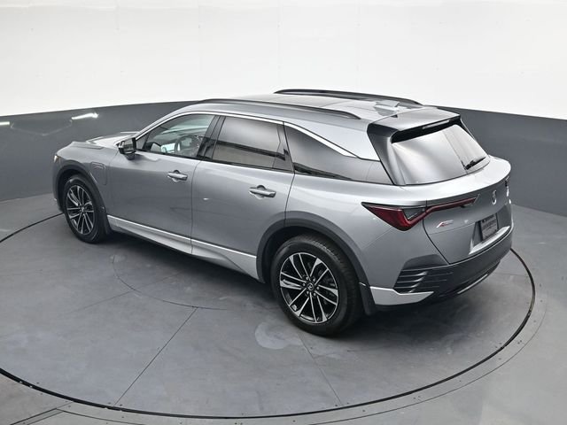 Used 2024  Acura Base image 25