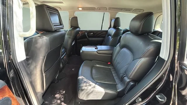 Used 2017 Black INFINITI NA image 19