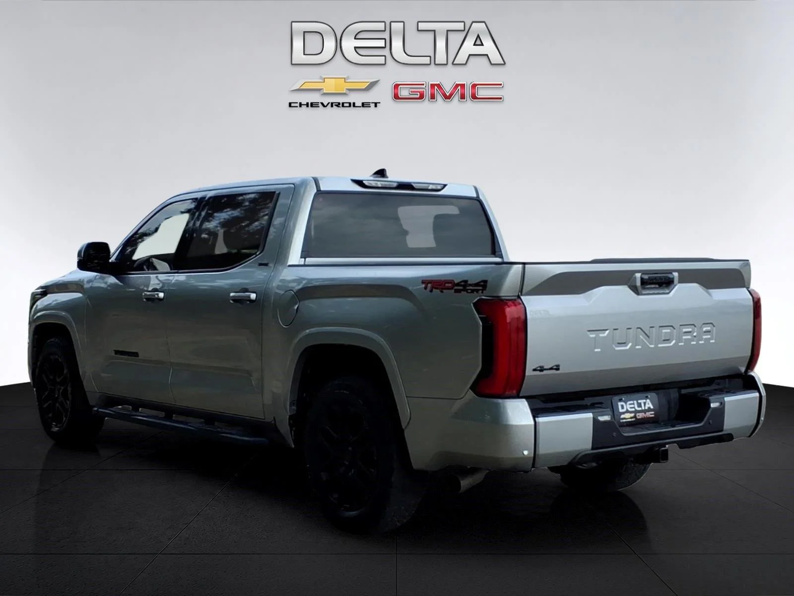 Used 2023 Silver Toyota SR5 image 3