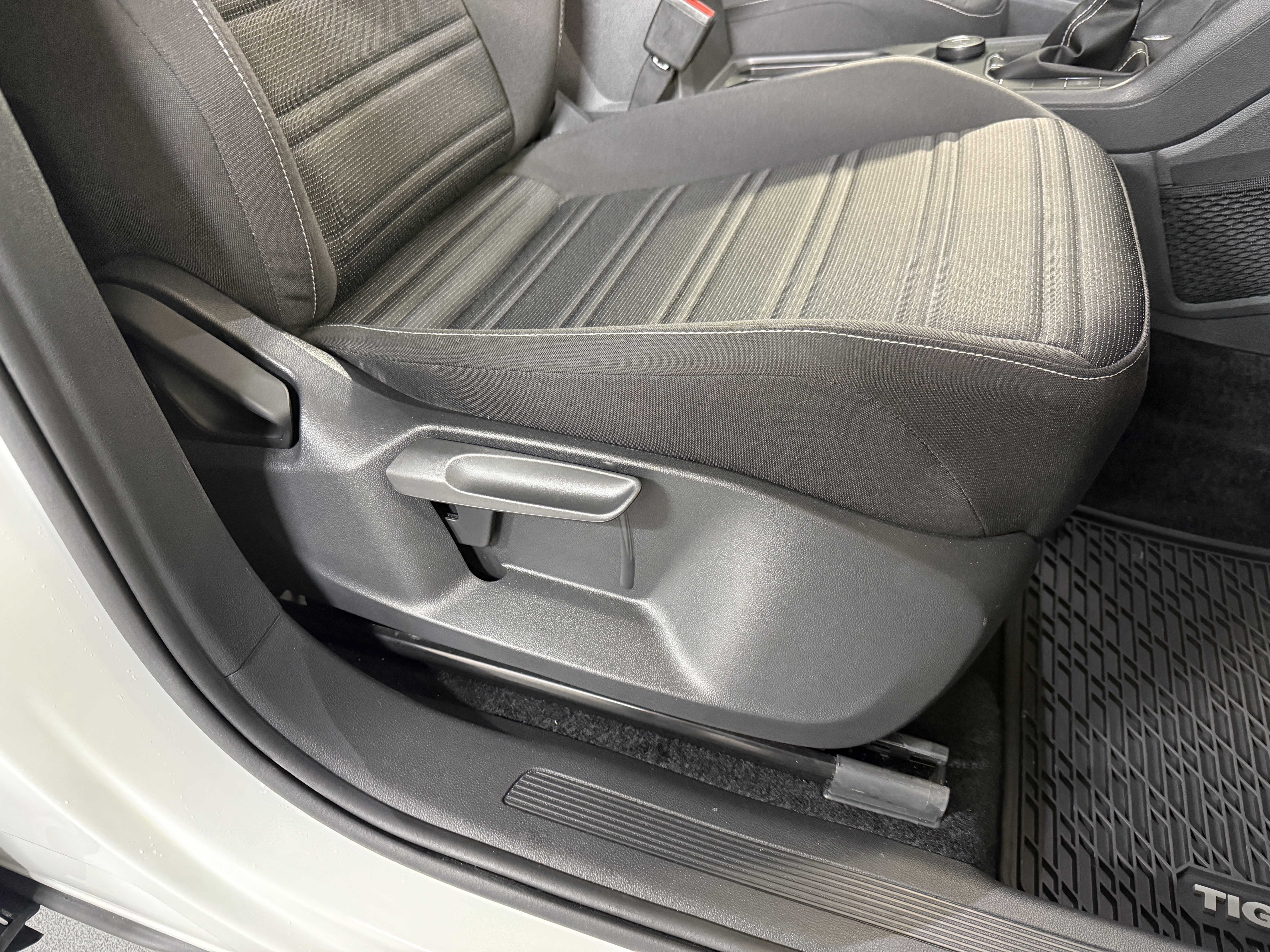 Certified Used 2024 Pure White Volkswagen S image 23