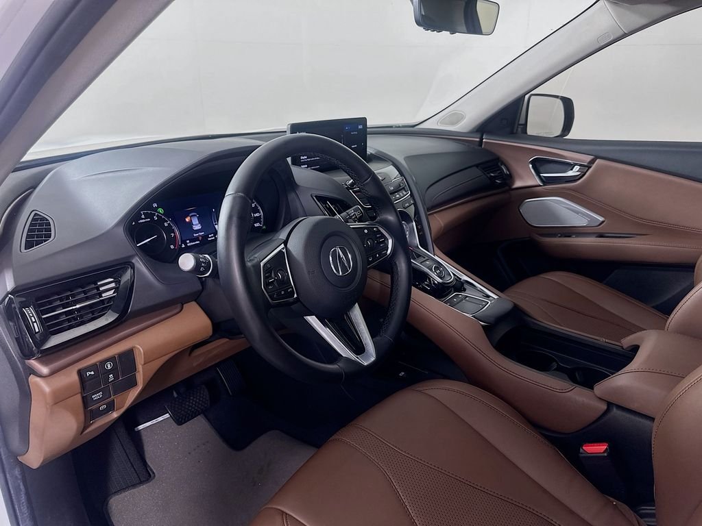 Used 2024 Platinum White Pearl Acura Technology Package image 9