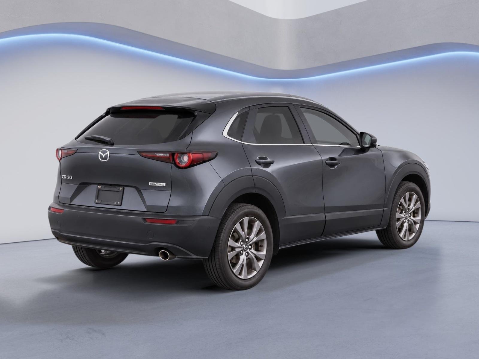 Used 2021 Machine Gray Metallic Mazda Preferred image 3