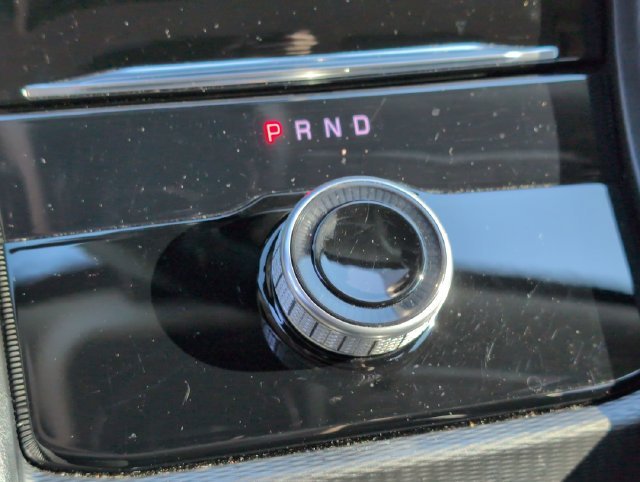 Used 2023 White Jeep Limited image 22