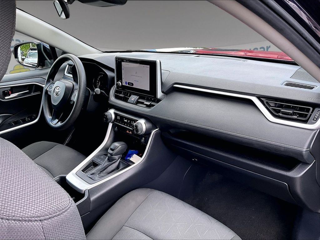 Used 2024  Toyota XLE image 14