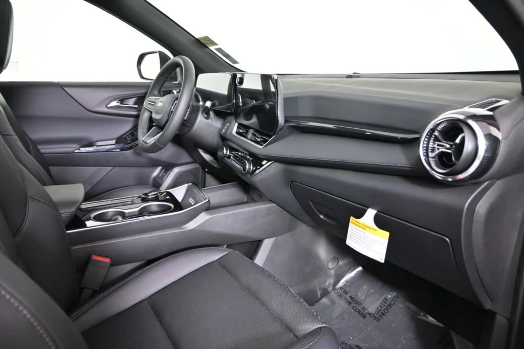 2026 Chevrolet Equinox LT - Photo 14